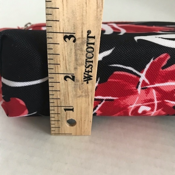 NWOT - LANCOME - Women's Make Up Mini Bag Red/Black/White Floral Zip Up - Picture 12 of 12